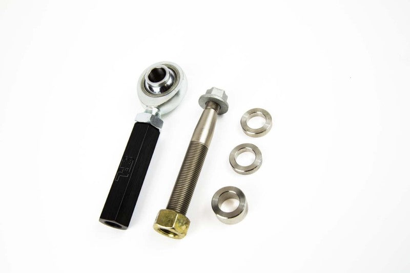 SPL Parts Rear Outer Tie Rod Ends - Chevrolet Corvette C5/C6 1997-2013 - Pair, image 2