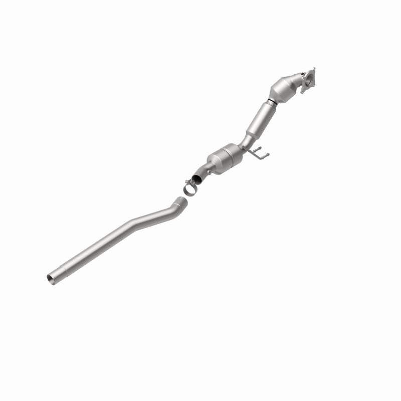 Magnaflow Direct Fit Catalytic Converter for 2008 Volkswagen Passat 2.0L