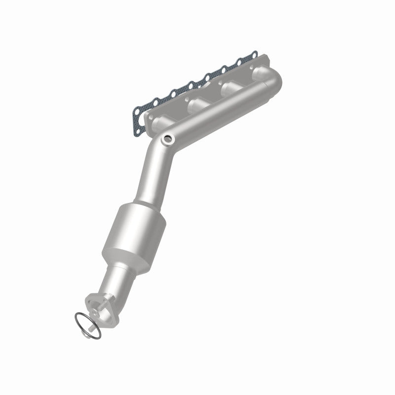 Magnaflow 2004 Nissan Titan 5.6L Direct Fit Converter - OneFastShop