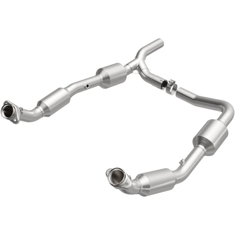 Magnaflow Direct Fit Catalytic Converter for 07-08 Ford E-150 E-250 - OneFastShop