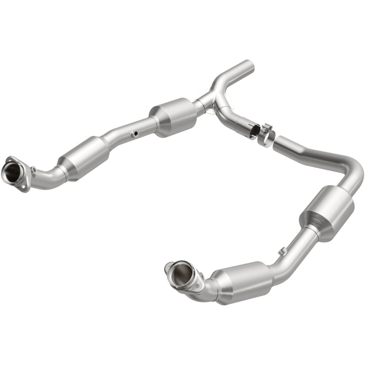 Magnaflow Direct Fit Catalytic Converter for 07-08 Ford E-150 E-250 - OneFastShop