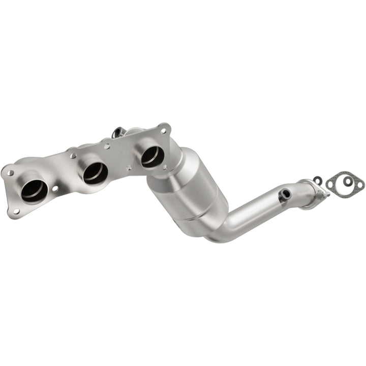 Magnaflow Direct-Fit Catalytic Converter for 2008-2010 BMW 528i/528i xDrive 3.0L Underbody - OneFastShop