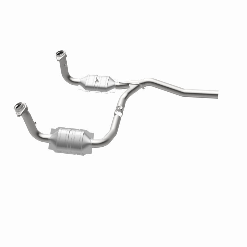 Magnaflow OEM Grade Catalytic Converter for 07-11 Dodge Nitro 4.0L - OneFastShop