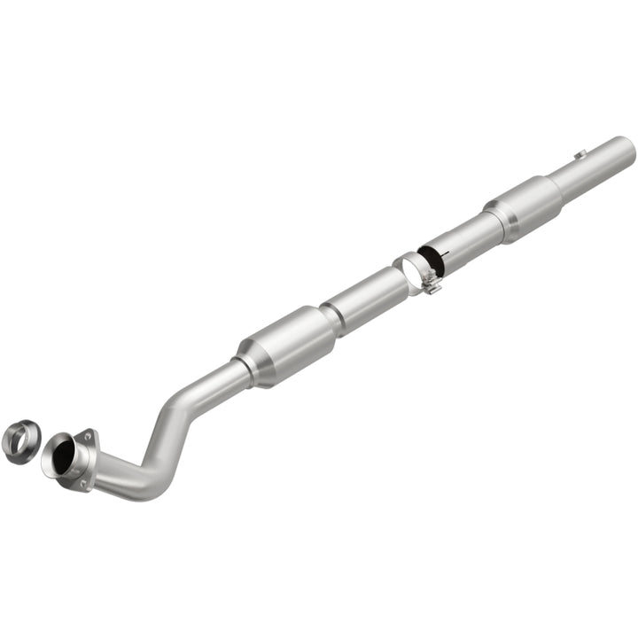 Magnaflow Direct Fit Catalytic Converter for 97-00 Chevrolet Express 1500 5.7 OEM Undrbdy - OneFastShop
