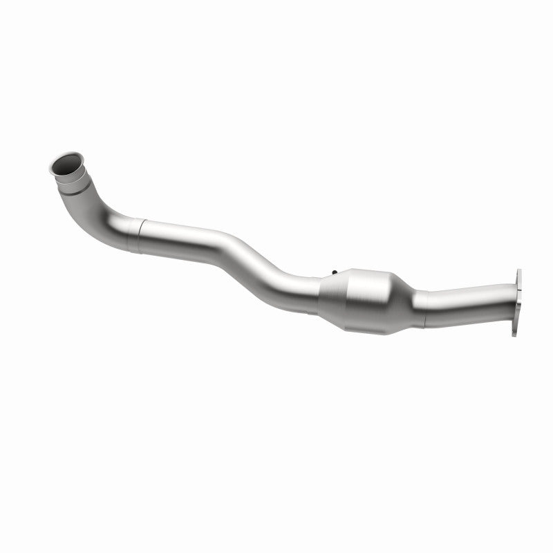 Magnaflow Direct-Fit Catalytic Converter for 01-05 GM Silverado/Sierra 6.6L - OneFastShop