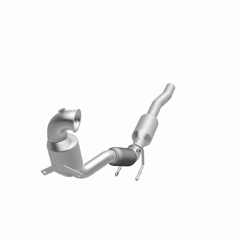 Magnaflow OEM Underbody Single Direct Fit Converter for 16-18 Volkswagen Jetta L4