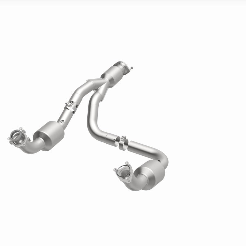 Magnaflow 12-20 Chevrolet Express 4500 6.0L Direct Fit Catalytic Converter