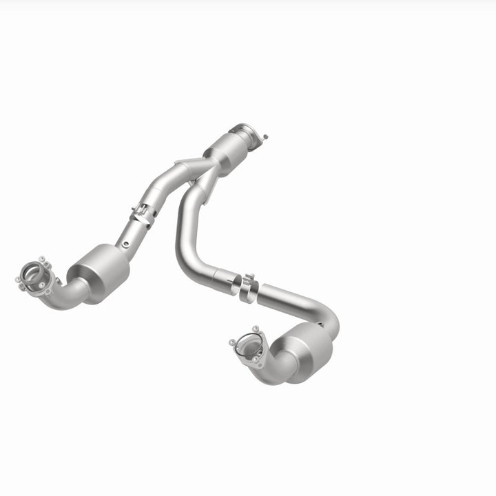 Magnaflow 12-20 Chevrolet Express 4500 6.0L Direct Fit Catalytic Converter