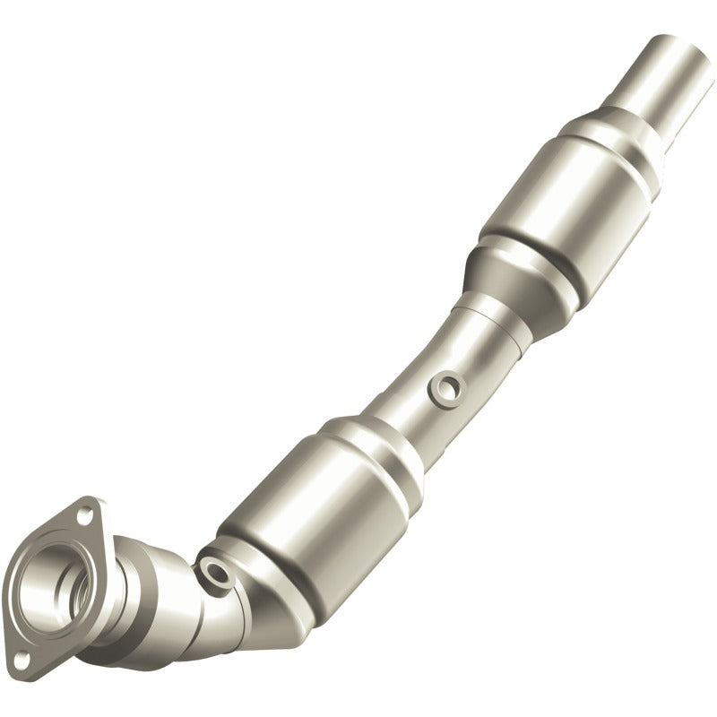 MagnaFlow OEM Grade Right Direct-Fit Catalytic Converter - Chevrolet Camaro 6.2L 2010-2015