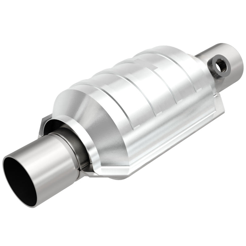 MagnaFlow Universal Catalytic Converter - Single O2 Boss