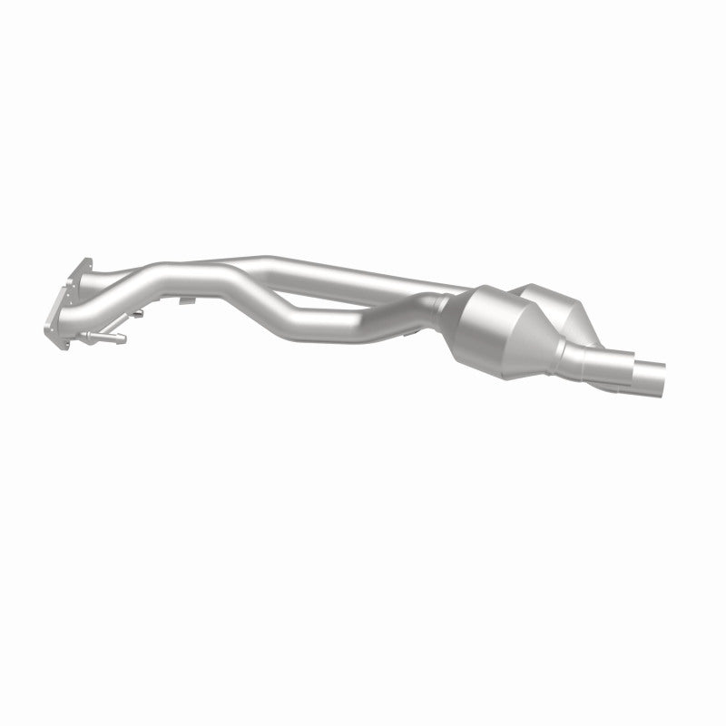 Magnaflow Catalytic Converter DF 07 Volkswagen Touareg 3.6L Rear