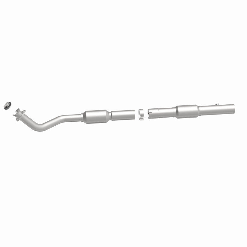 Magnaflow Direct Fit Catalytic Converter for 97-00 Chevrolet Express 1500 5.7 OEM Undrbdy