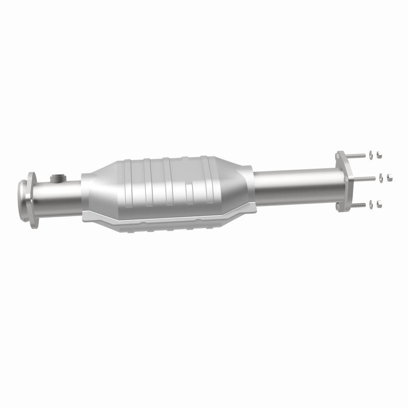 MagnaFlow Catalytic Converter Jeep Wrangler Rear 00-04 - OneFastShop