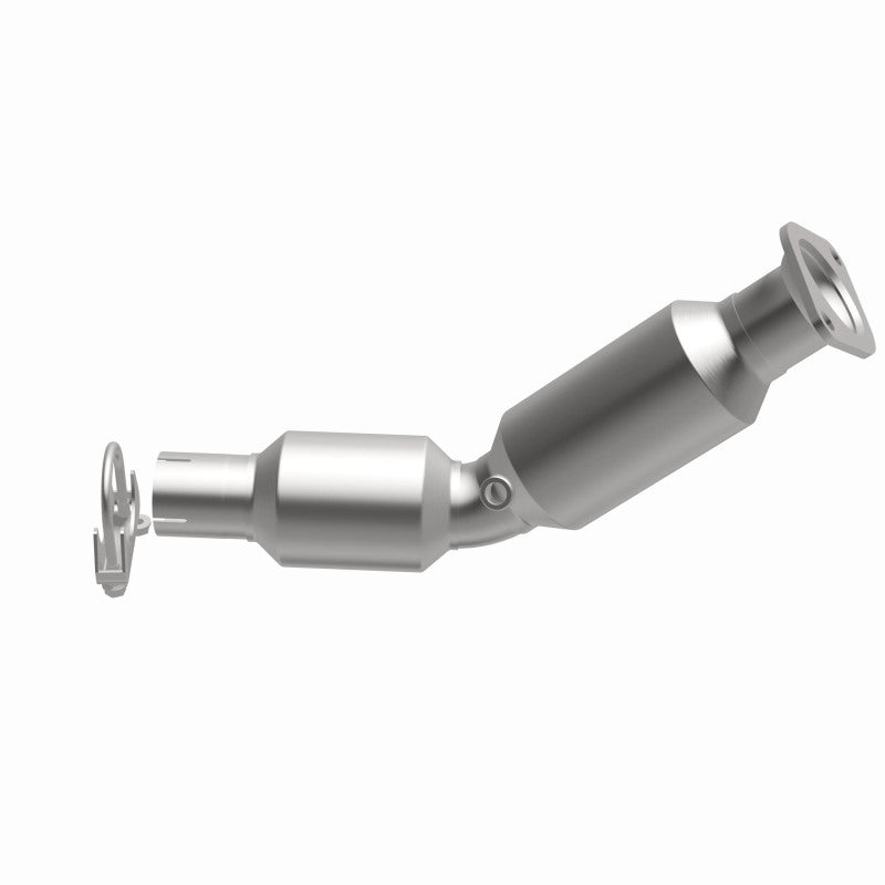 Magnaflow Direct-Fit Catalytic Converter 2010-2015 Prius L4 1.8 OEM Underbody
