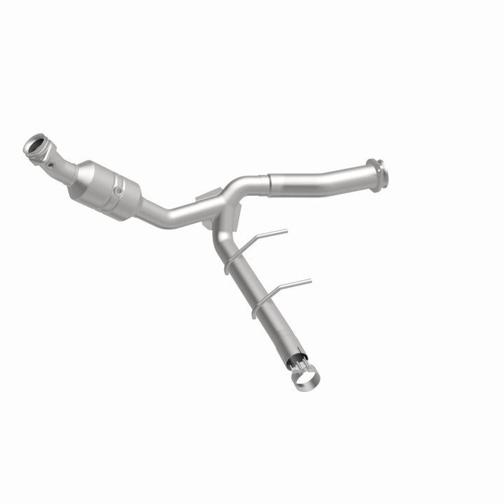 Magnaflow Direct Fit Left Catalytic Converter for 11-14 Ford F-150 5.0L