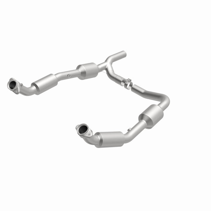 Magnaflow Direct Fit Catalytic Converter for 07-08 Ford E-150 E-250 - OneFastShop
