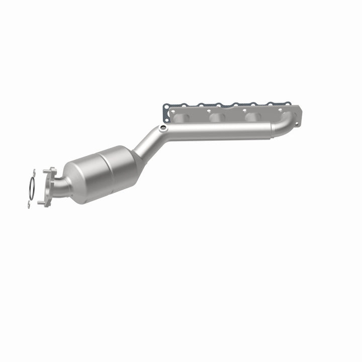 MagnaFlow Direct-Fit Stainless Steel Catalytic Converter 5.6L V8 - 04-06 Nissan Titan - OneFastShop