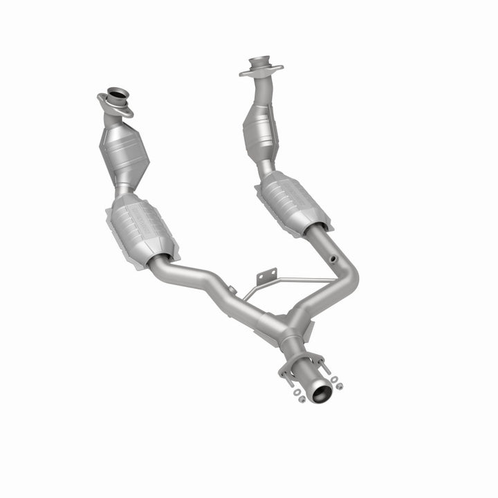 MagnaFlow Direct-Fit Catalytic Converter for 1996–1998 Ford Mustang 3.8L
