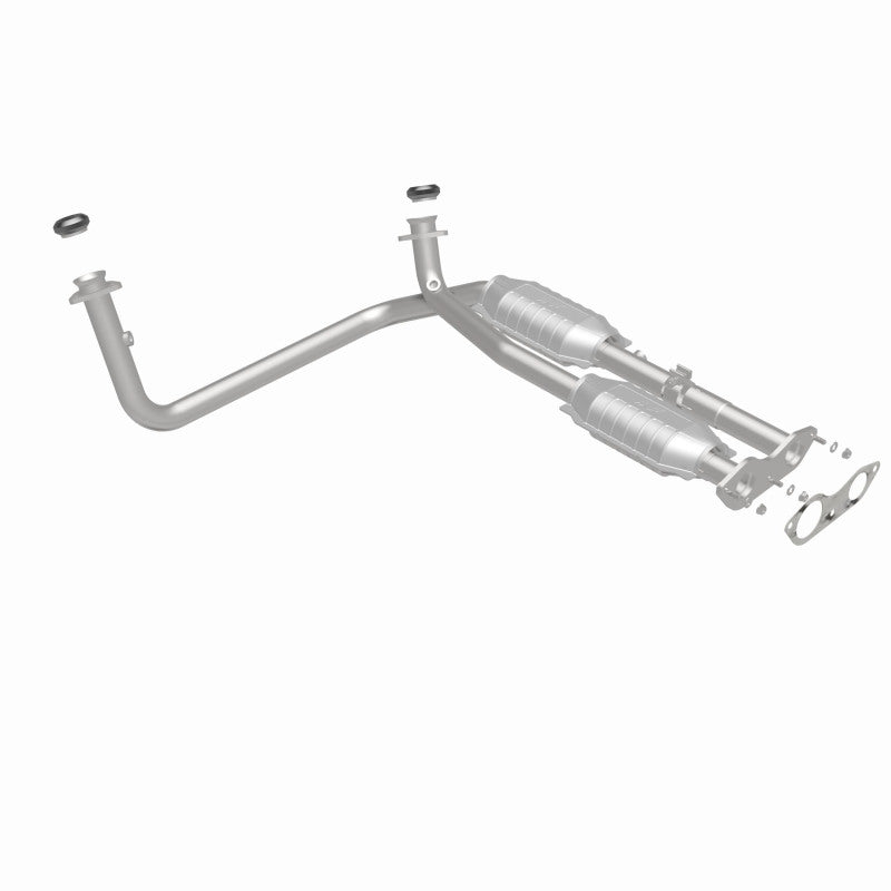 MagnaFlow Catalytic Converter DF Dual Outlet for GM Truck/SUV 96 - OneFastShop
