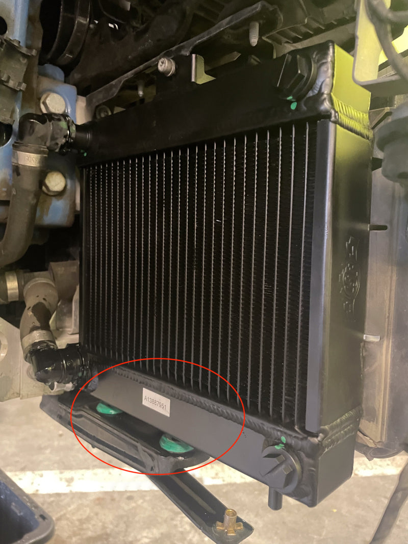 CSF BMW F8X M3/M4/M2C Auxiliary Radiators with Rock Guards - Fits 2015-2021 M2/M3/M4 Models
