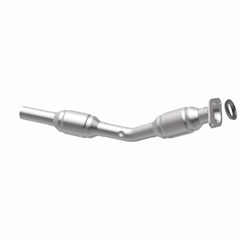 MagnaFlow Direct-Fit Catalytic Converter Federal/EPA Compliant 03-04 Vibe/Matrix/Corol OEM - OneFastShop