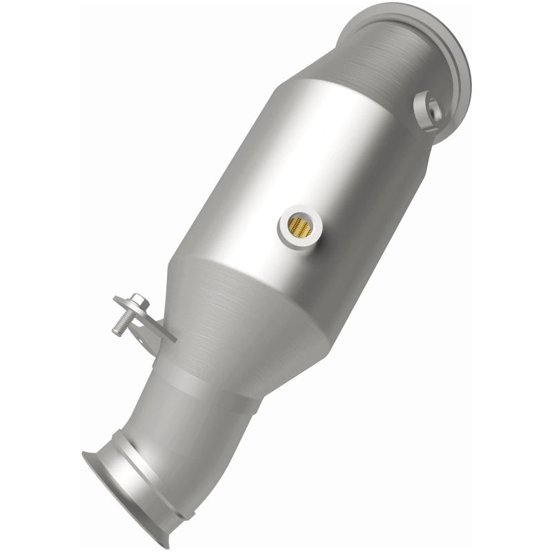 Magnaflow Direct Fit EPA Compliant Catalytic Converter for 2014-2016 BMW 335i GT xDrive 3.0L - OneFastShop