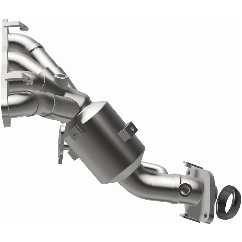 Magnaflow Catalytic Converter with Federal/EPA Compliance for 12-17 Toyota Prius C - OneFastShop