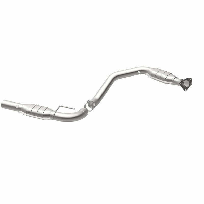 Magnaflow Catalytic Converter DF for 07-08 Express 2500 4.8L (Driver Side) - OneFastShop