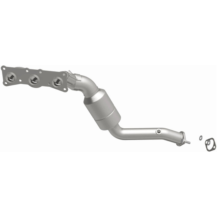 Magnaflow Direct-Fit Catalytic Converter for 2008-2010 BMW 528i/528i xDrive 3.0L Underbody - OneFastShop