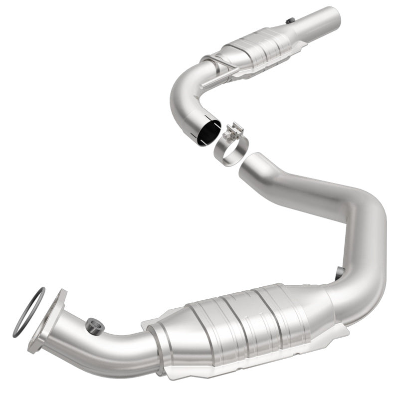Magnaflow Direct-Fit Catalytic Converter for 03-05 Express 2500 4.8L Driver Side