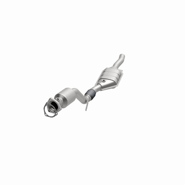 Magnaflow Direct-Fit Catalytic Converter for 2000-2005 Volkswagen Passat 2.8L - OneFastShop