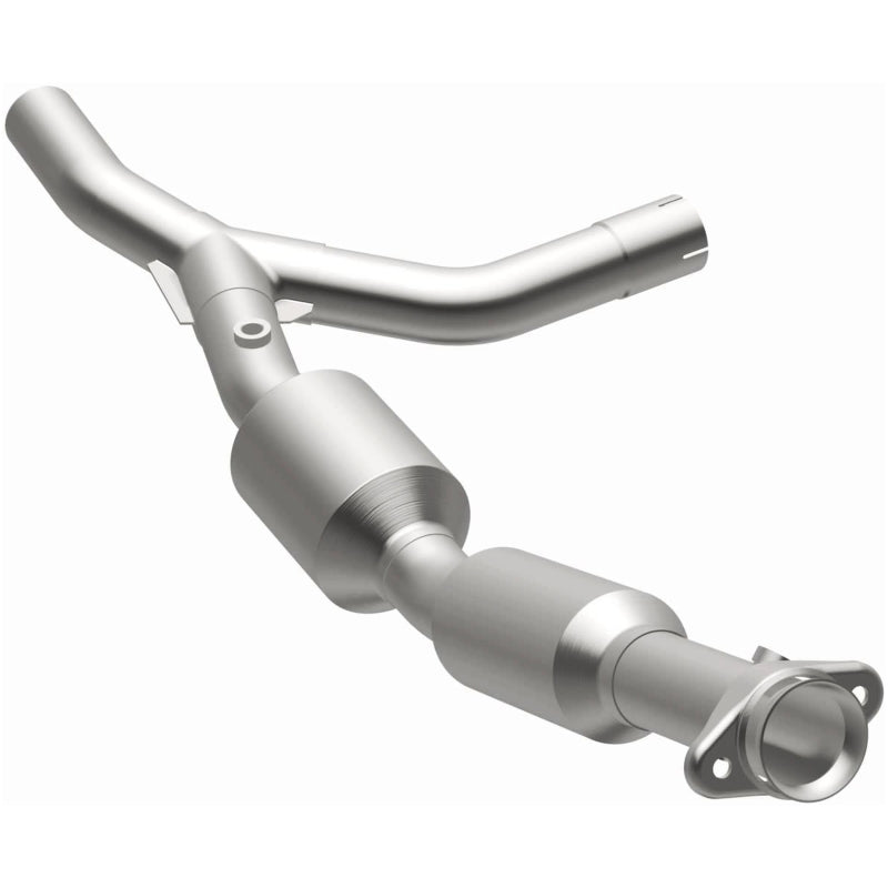 Magnaflow Direct Fit Catalytic Converter for 2007 Ford E-150 4.6L