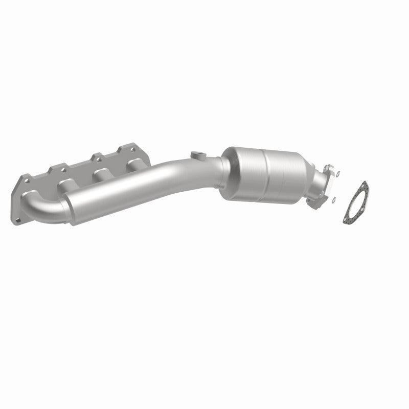 Magnaflow Direct-Fit Catalytic Converter 02-04 VW Passat 4.0L - OneFastShop