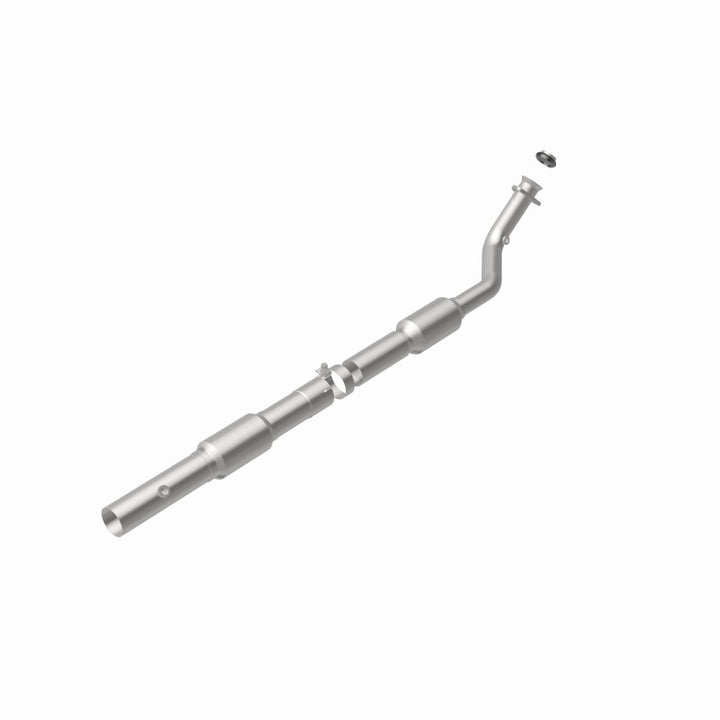 Magnaflow Direct Fit Catalytic Converter for 97-00 Chevrolet Express 1500 5.7 OEM Undrbdy - OneFastShop