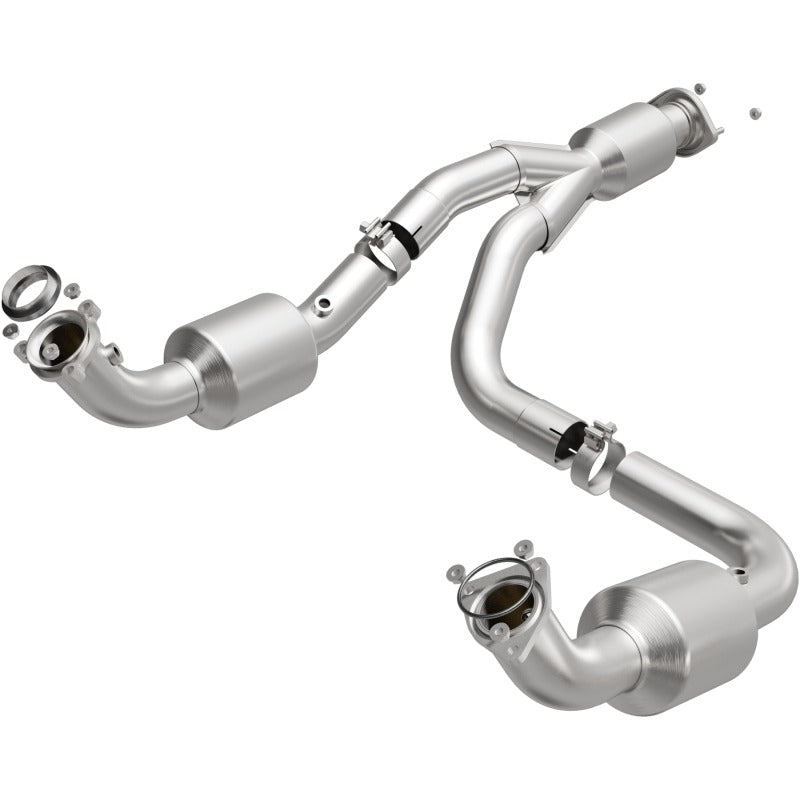 Magnaflow 12-20 Chevrolet Express 4500 6.0L Direct Fit Catalytic Converter