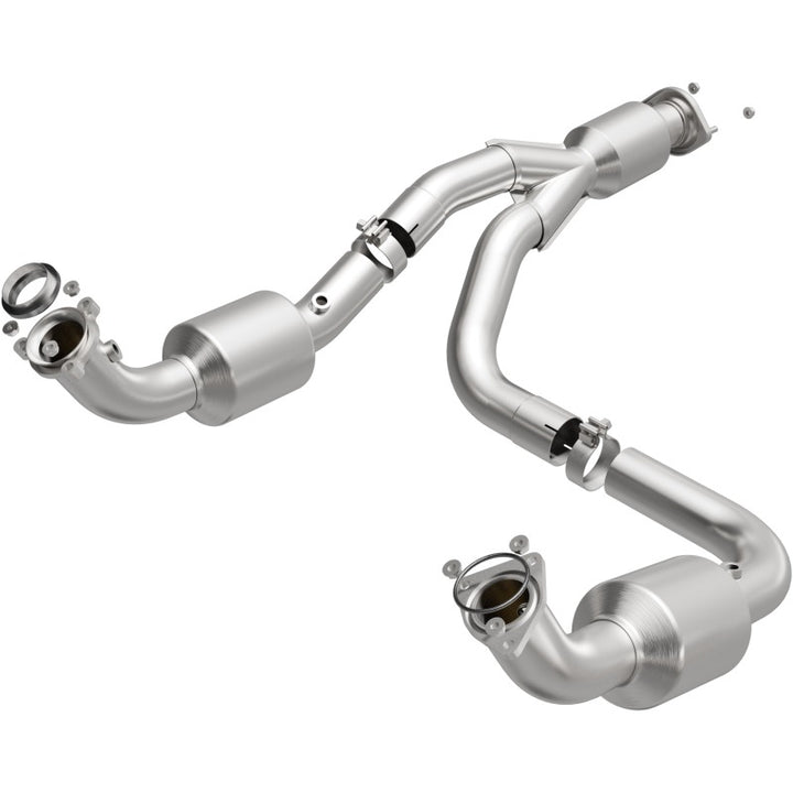 Magnaflow 12-20 Chevrolet Express 4500 6.0L Direct Fit Catalytic Converter