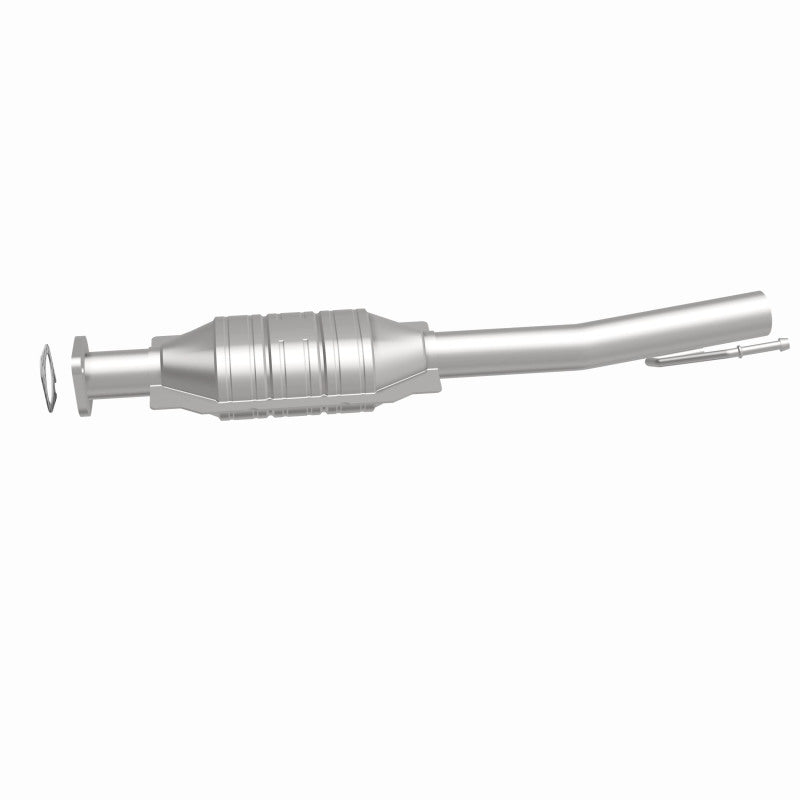 Magnaflow Direct-Fit Catalytic Converter for 01-04 Ford Escape 3.0L Rear / 01-04 Mazda Tribute 3.0L Rear