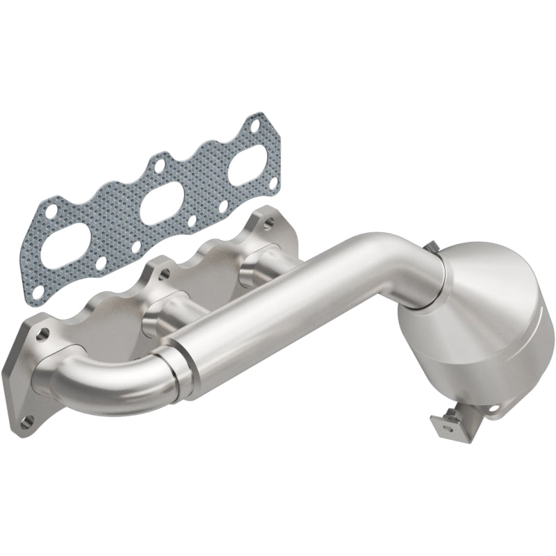 MagnaFlow Conv DF 00 Direct-Fit Catalytic Converter for Suzuki Grand Vitara 2.5L - OneFastShop