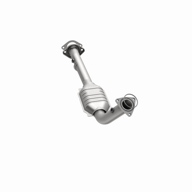 Magnaflow DF Direct-Fit Catalytic Converter for 02-06 Cadillac Escalade / 02-06 GM Yukon (Inc Denali) 6.0L P/S