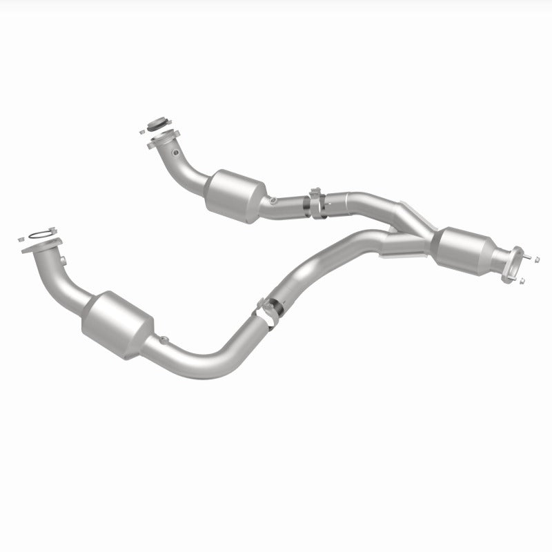 Magnaflow 12-20 Chevrolet Express 4500 6.0L Direct Fit Catalytic Converter