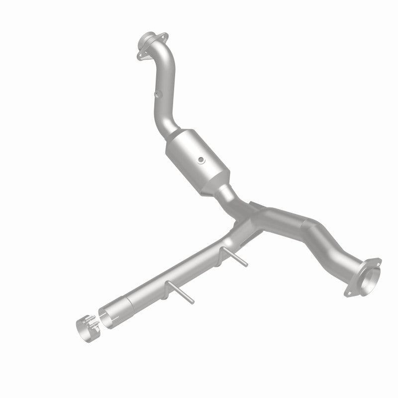 Magnaflow Conv Direct Fit 15-17 Ford F150 V6 2.7L OEM Underbody Catalytic Converter - OneFastShop