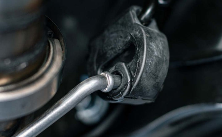 MagnaFlow D-Fit Muffler 409 SS 3.5in Exhaust Kit 2019 Chevrolet Silverado 1500 6.2L - OneFastShop