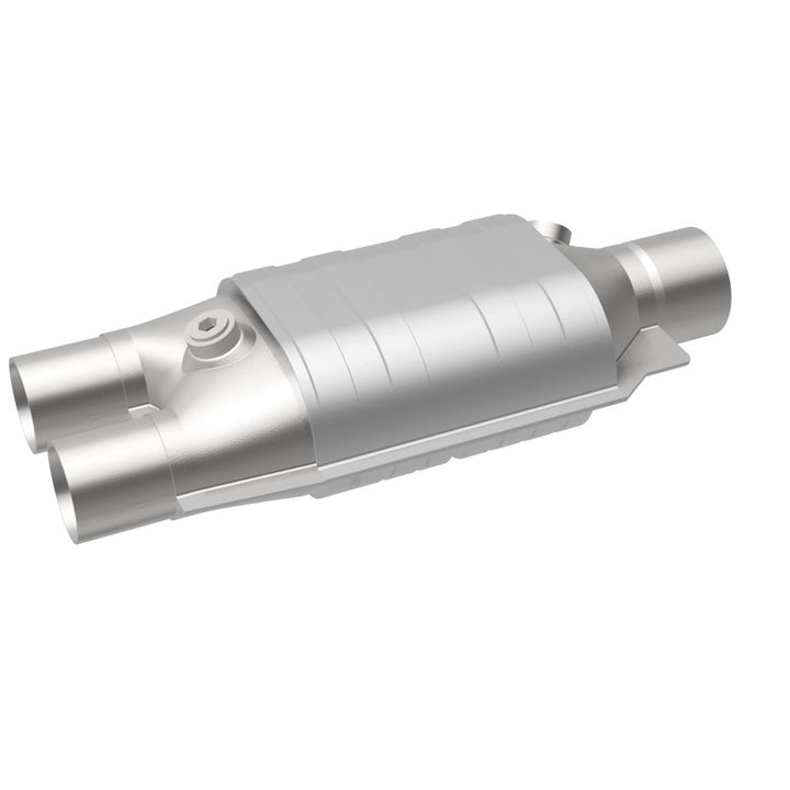 Magnaflow Conv Universal 2.5/2 Single/Dual O2 OEM for Dodge B1500 B2500 Ram 1500 2500 3500 1996-2003