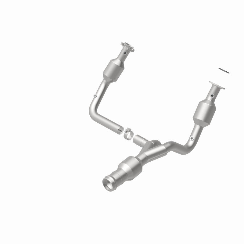 MagnaFlow Direct-Fit Catalytic Converter for 2015 GMC Yukon XL V8 6.2L