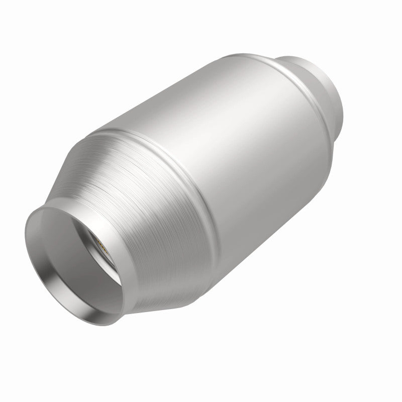 Magnaflow Universal Catalytic Converter 2.50 Inch C/C CA Pre-OBDII Compatible with Various Vehicles