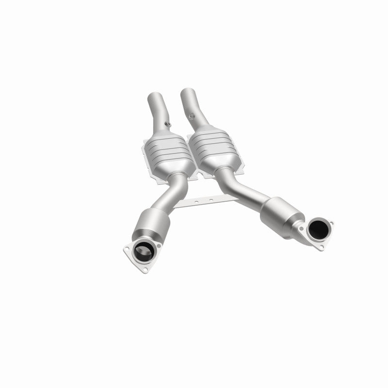 MagnaFlow Direct-Fit Catalytic Converter 93989 for 2000-2004 Chevrolet Corvette