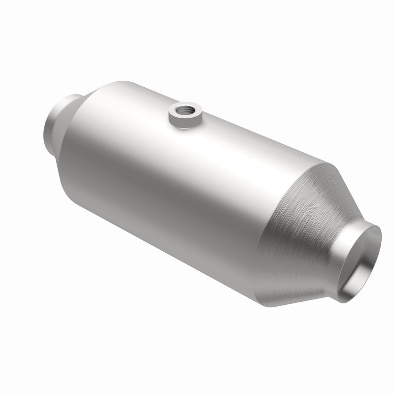 Magnaflow 2.50in Uni. Direct Fit Mid-Bed Series Converter for Ford F-150 2009-2022, E-350 Super Duty, Transit-150/250/350