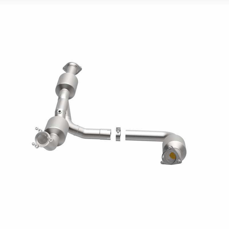 Magnaflow 2018–2020 Chevrolet Express 2500 Single Direct Fit Catalytic Converter