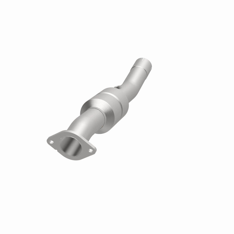 Magnaflow Direct-Fit Catalytic Converter Passenger Side Rear for 2001-2006 Chevy/GMC Silverado/Sierra 2500 HD