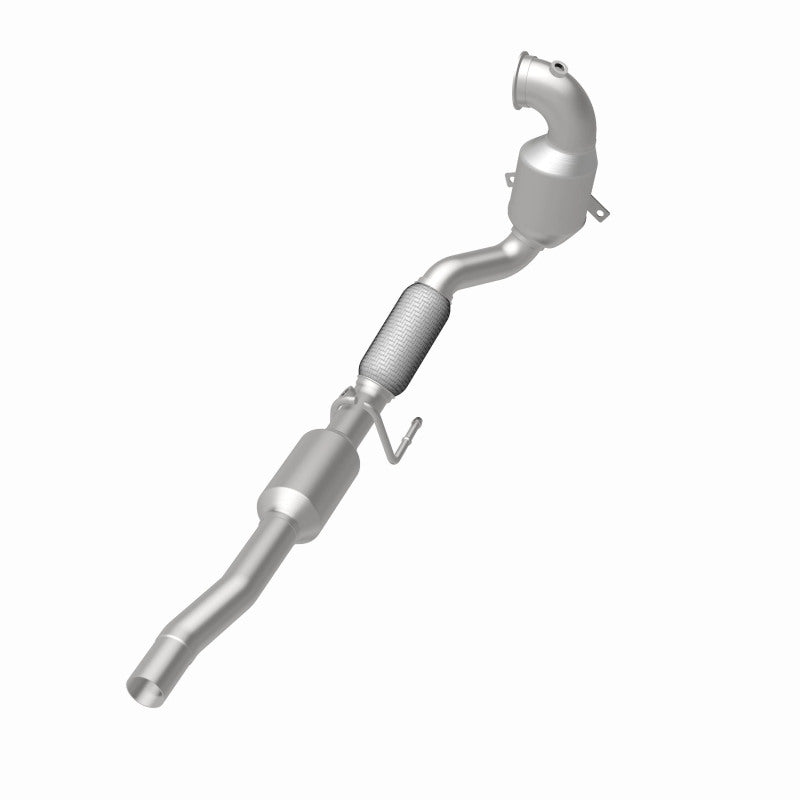 Magnaflow OEM Underbody Single Direct Fit Converter for 16-18 Volkswagen Jetta L4
